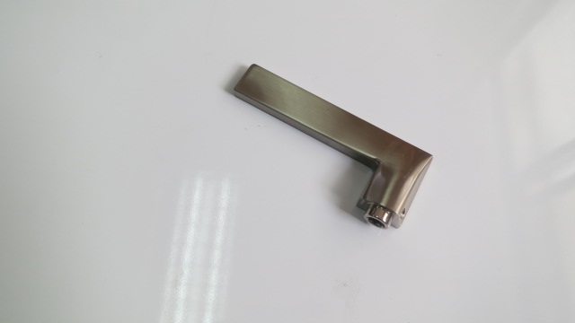 鋅合金壓鑄其它配件9